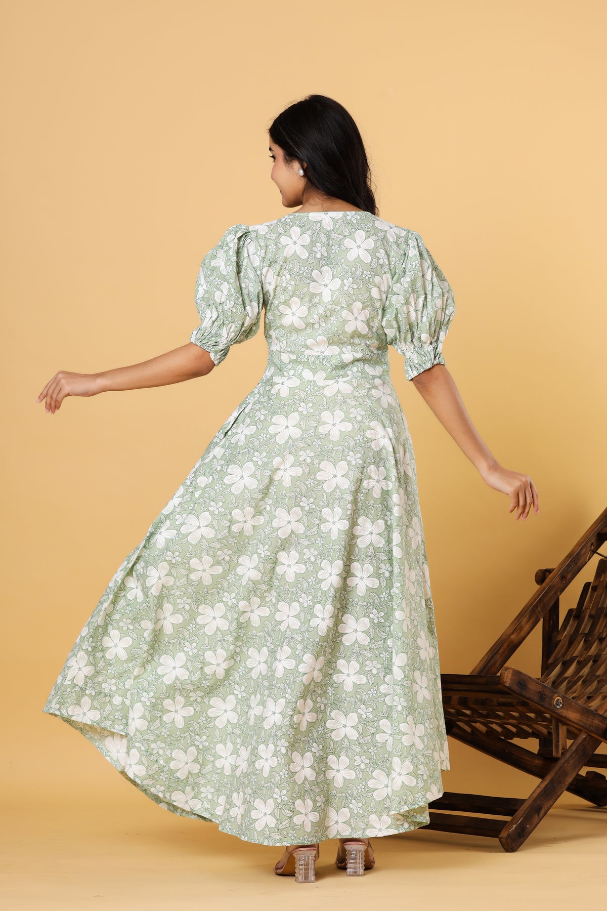 Women Green Floral Printed V Neck Fit and Flare Maxi Dress