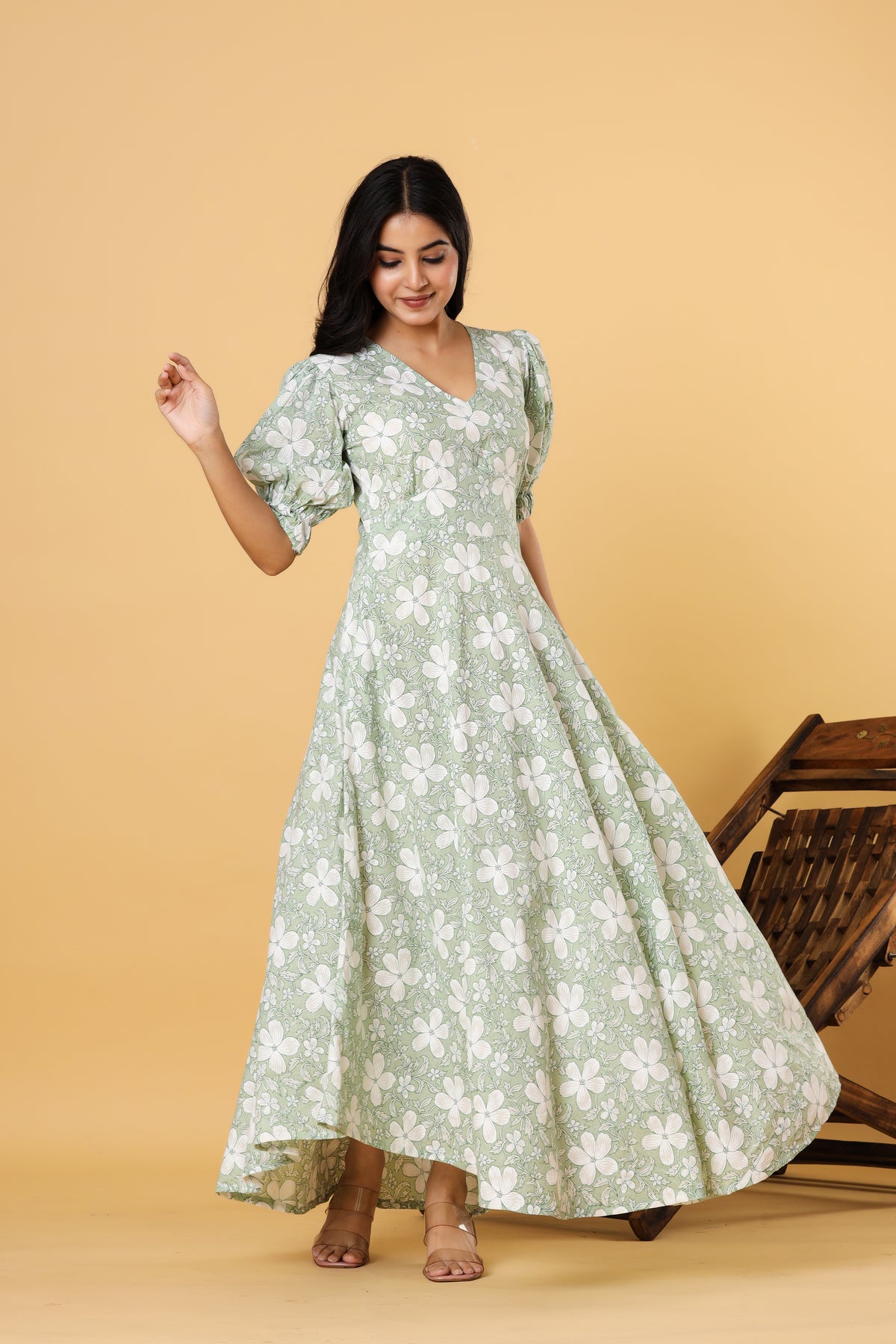 Women Green Floral Printed V Neck Fit and Flare Maxi Dress