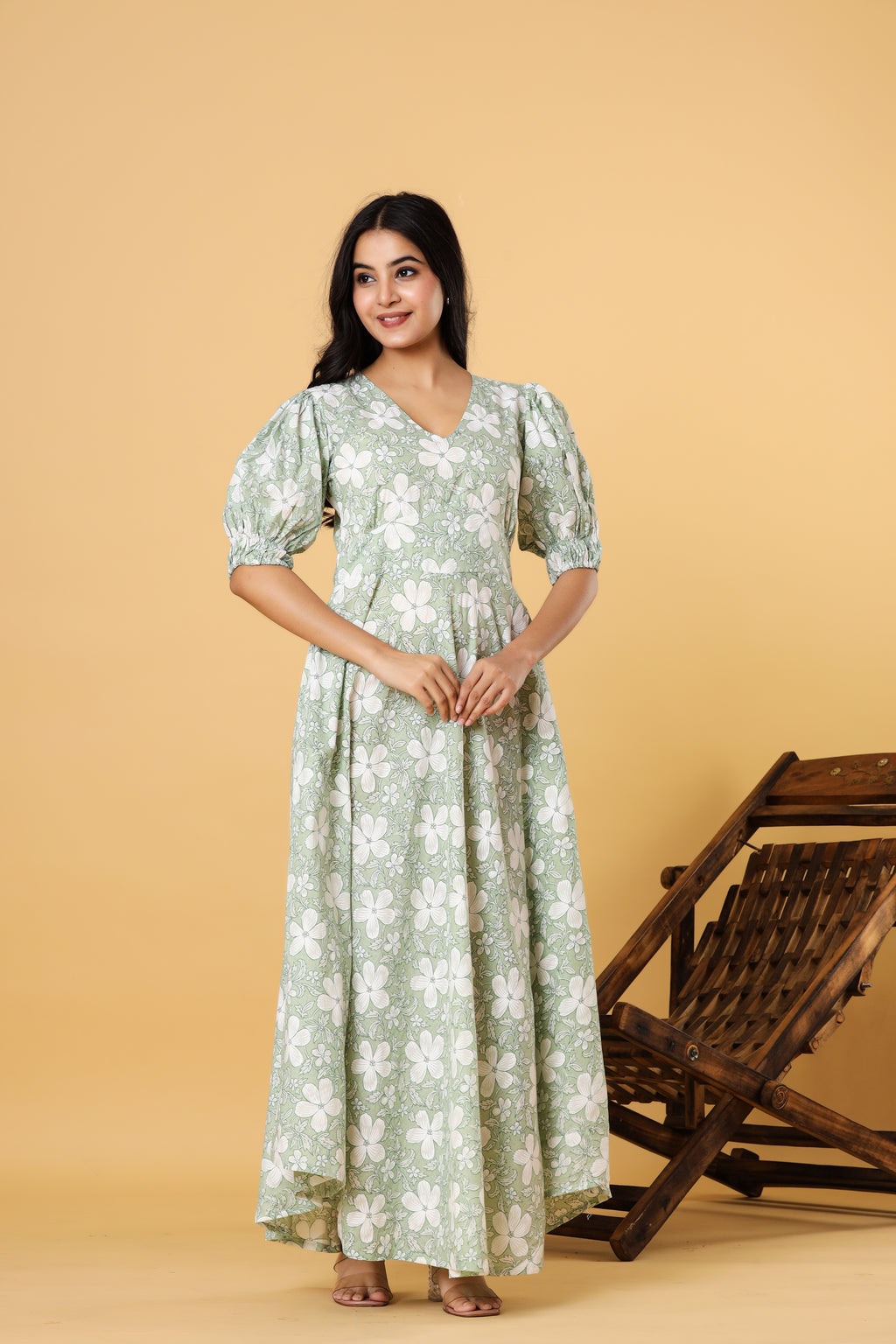 Women Green Floral Printed V Neck Fit and Flare Maxi Dress