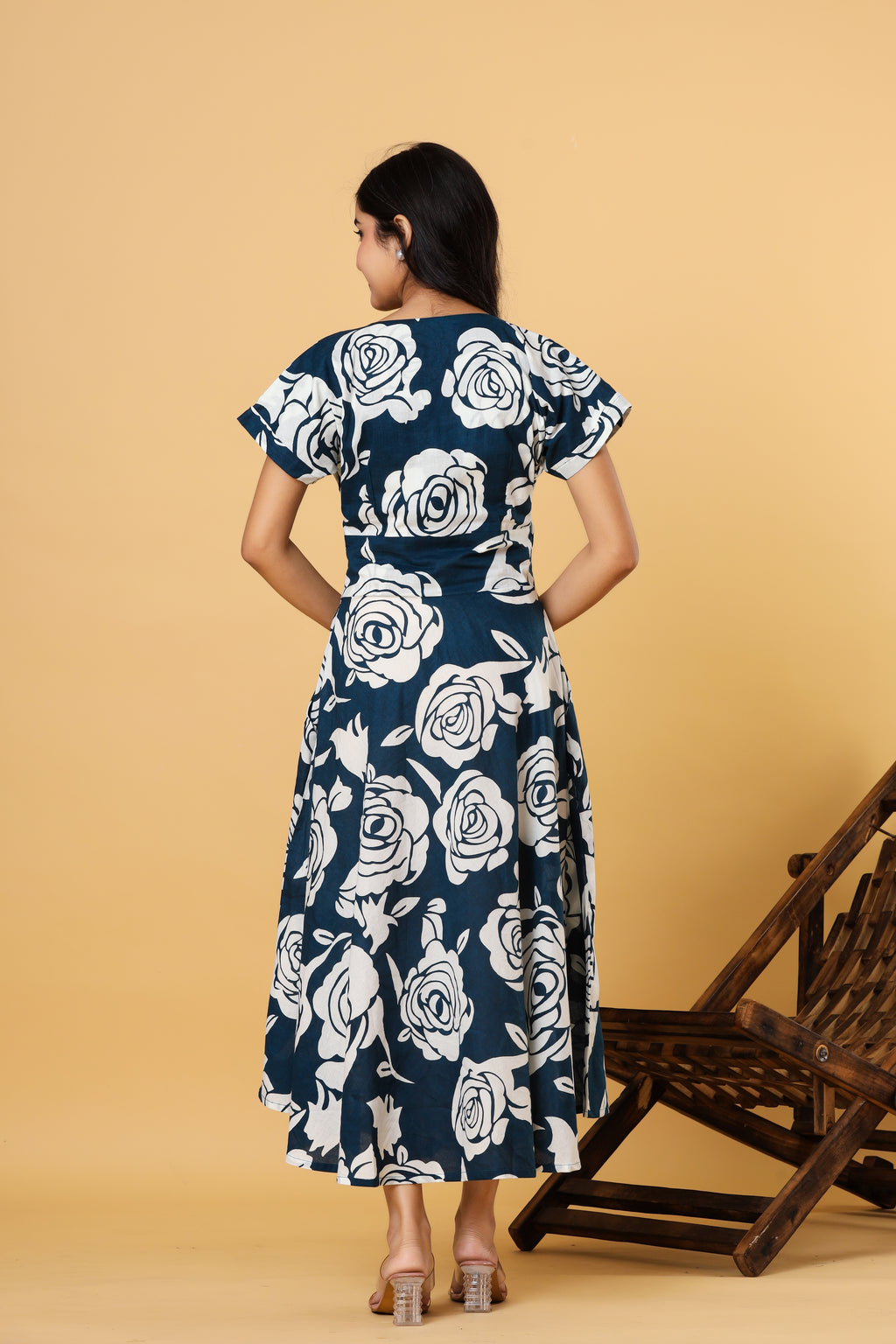 Women Navy Blue Floral Printed V-Neck Fit & Flare Maxi Dress
