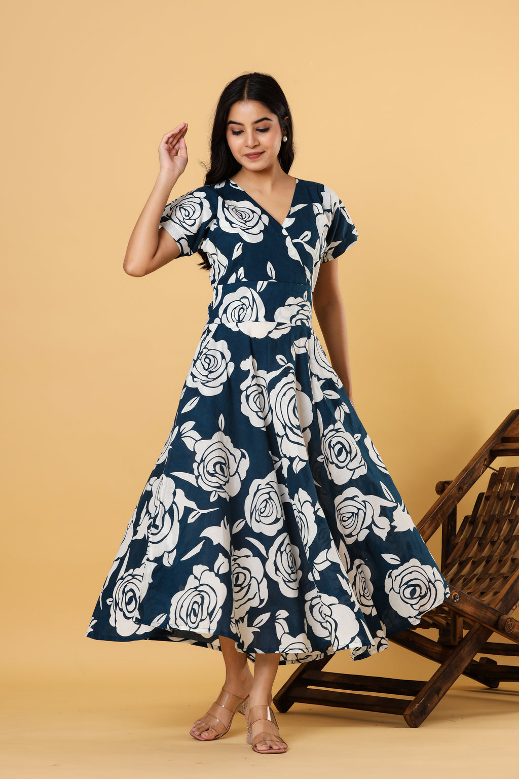 Women Navy Blue Floral Printed V-Neck Fit & Flare Maxi Dress