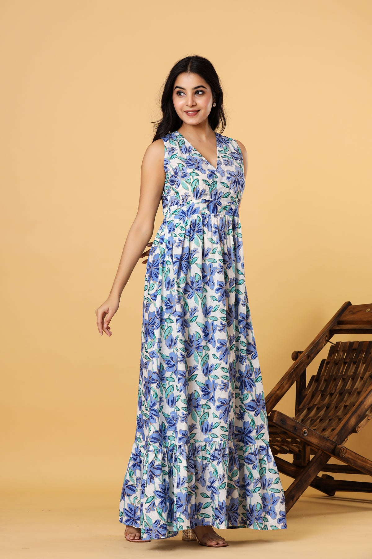 Women Blue Floral Printed V Neck Fit and Flare Maxi Dress
